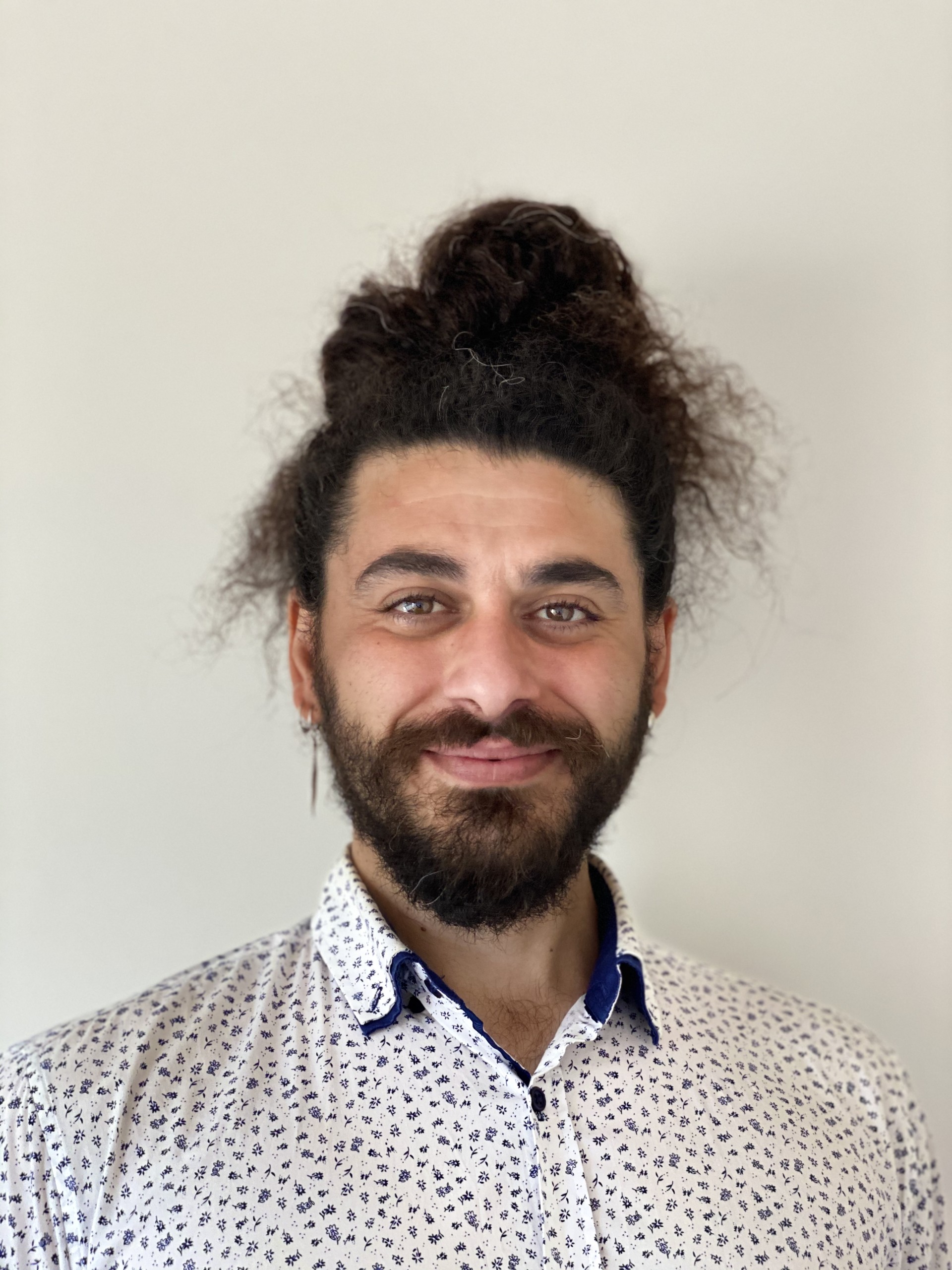 Faik Öz portrait